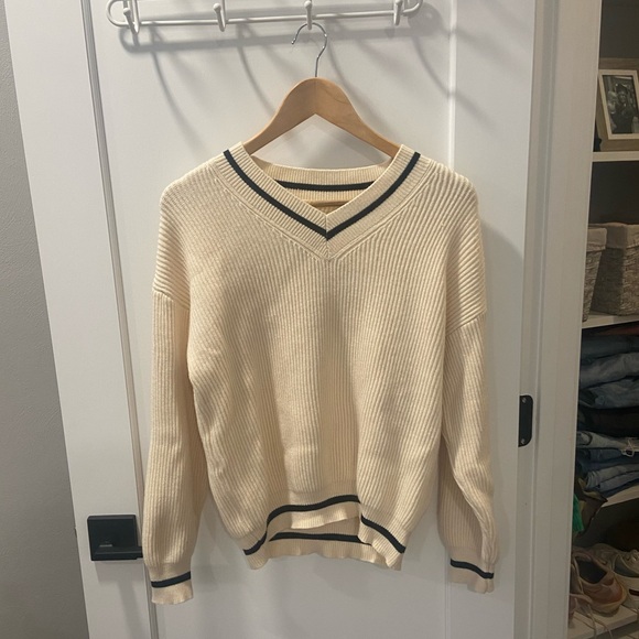 Knitted fall sweater 🍂 - Picture 2 of 5